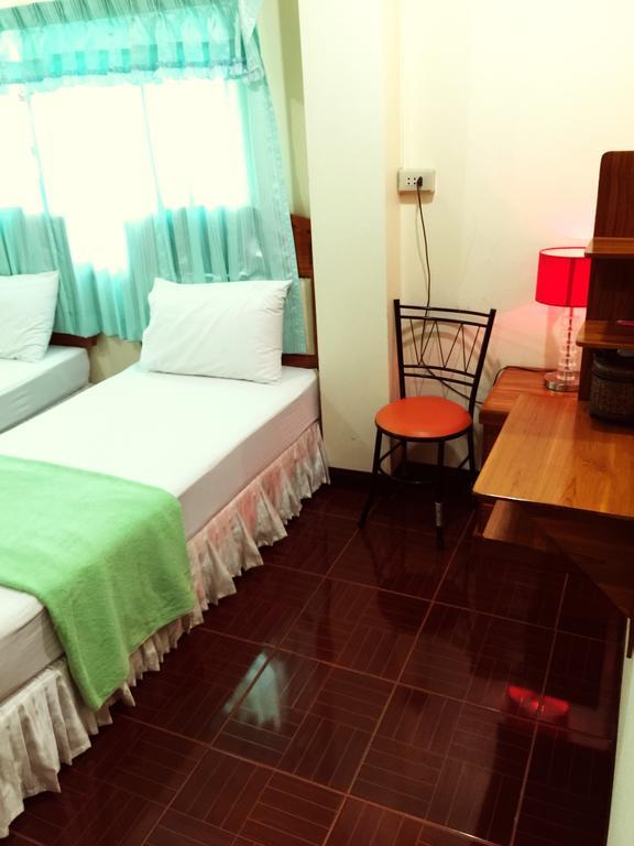 סוקותאי J-Safe Guesthouse מראה חיצוני תמונה