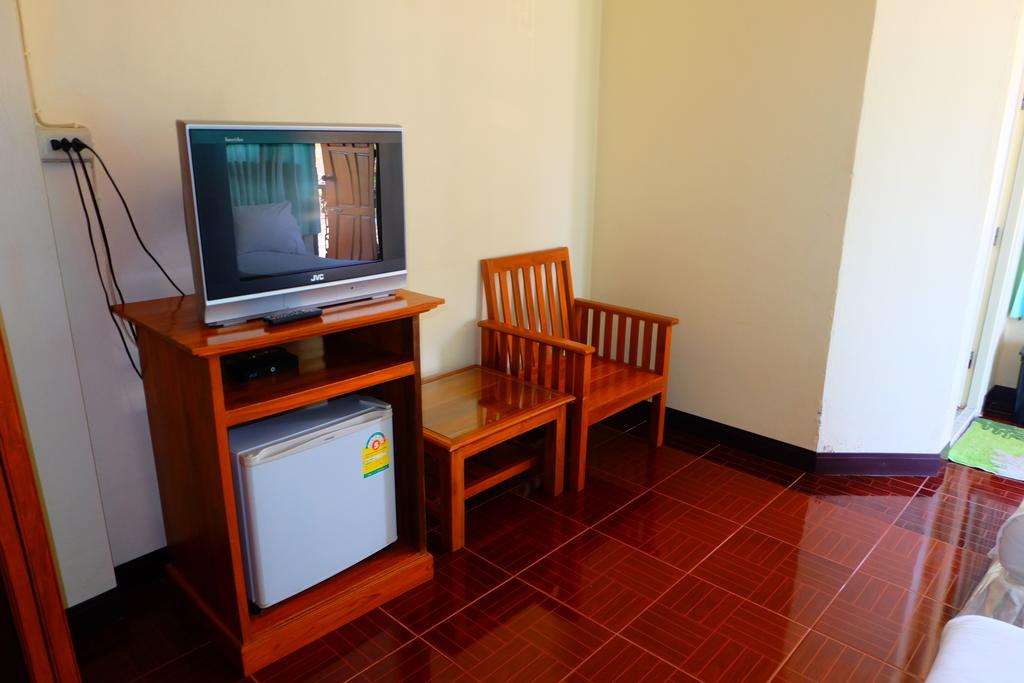 סוקותאי J-Safe Guesthouse מראה חיצוני תמונה
