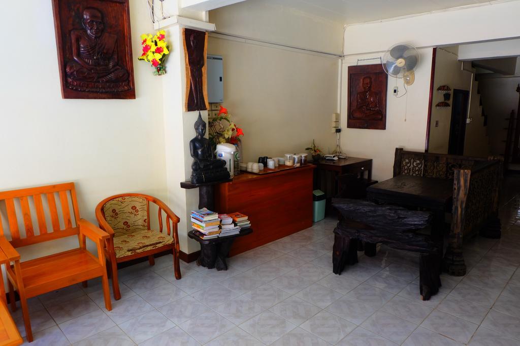 סוקותאי J-Safe Guesthouse מראה חיצוני תמונה