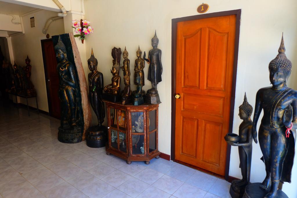 סוקותאי J-Safe Guesthouse מראה חיצוני תמונה